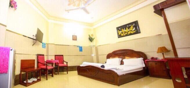 Tan Dat Hoa Hotel & Massage Ho Chi Minh City Exterior photo