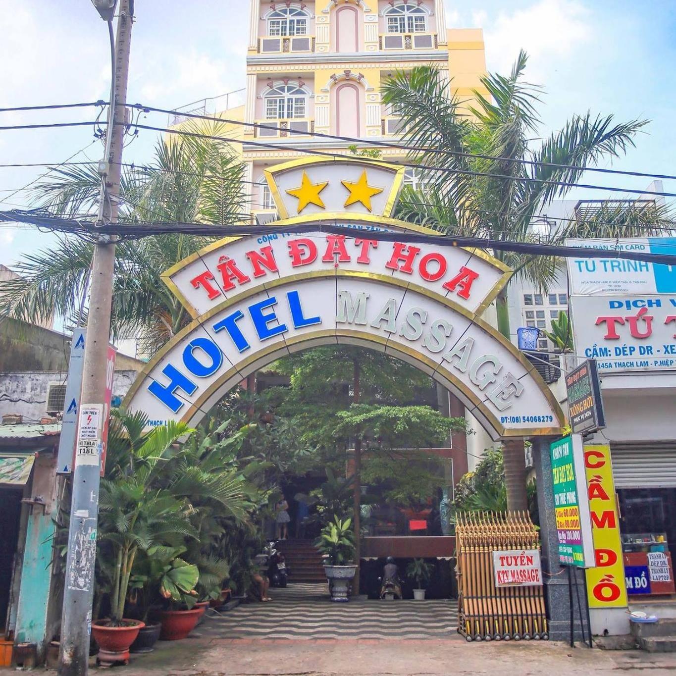 Tan Dat Hoa Hotel & Massage Ho Chi Minh City Exterior photo