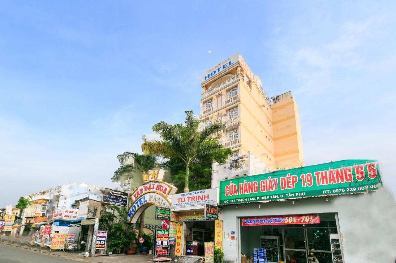 Tan Dat Hoa Hotel & Massage Ho Chi Minh City Exterior photo