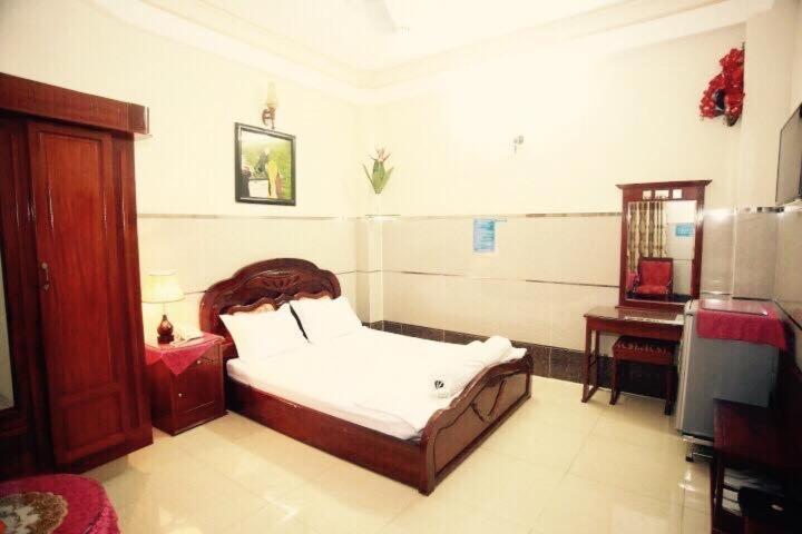 Tan Dat Hoa Hotel & Massage Ho Chi Minh City Exterior photo