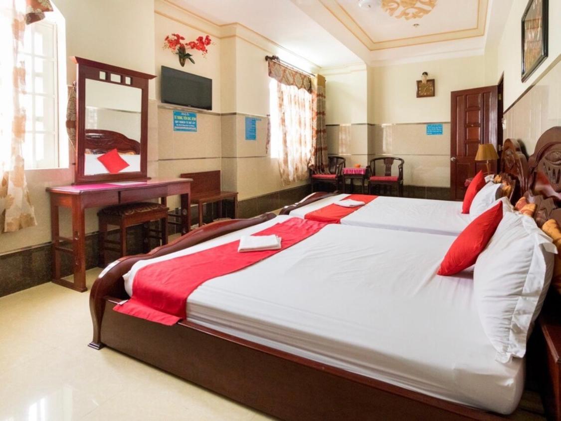 Tan Dat Hoa Hotel & Massage Ho Chi Minh City Exterior photo